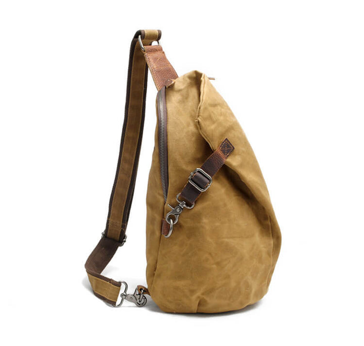 Sac poitrine gris, compact et sécurisé, accessoire homme essentiel et pratique.