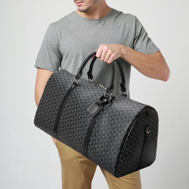Sac de voyage femme avec anses robustes en cuir PU, élégant et pratique pour le week-end. Bagage chic.