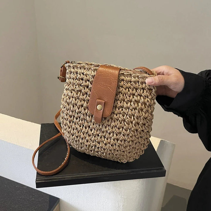 Sac à main paille femme avec bandoulière réglable, petit sac bohème chic, parfait pour l'été.