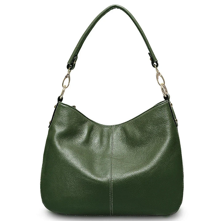 Sac quotidien femmes en cuir souple. Un accessoire mode polyvalent, chic et moderne pour toutes les occasions.