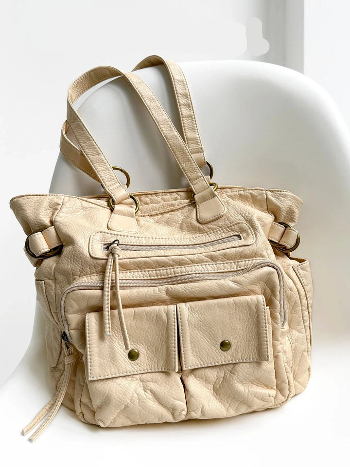 Sac d'épaule femme ou étudiante, grand cabas noir, robuste et spacieux pour transporter tout le nécessaire.