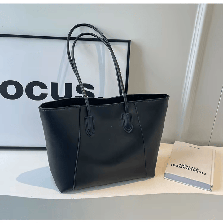 Sac cabas élégant femme, porté épaule, similicuir noir, parfait pour les cours, le travail et le quotidien.