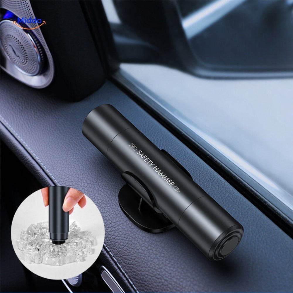 Outil de sécurité voiture compact. Brise-vitre et coupe-ceinture pour urgences. Accessoire auto porte-clés.