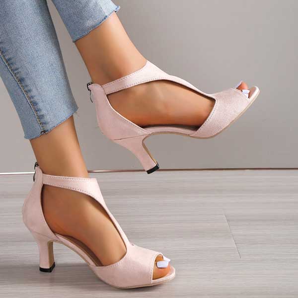 Sandales à talons confortables pour femmes, bout ouvert, un choix chic pour toute occasion estivale.