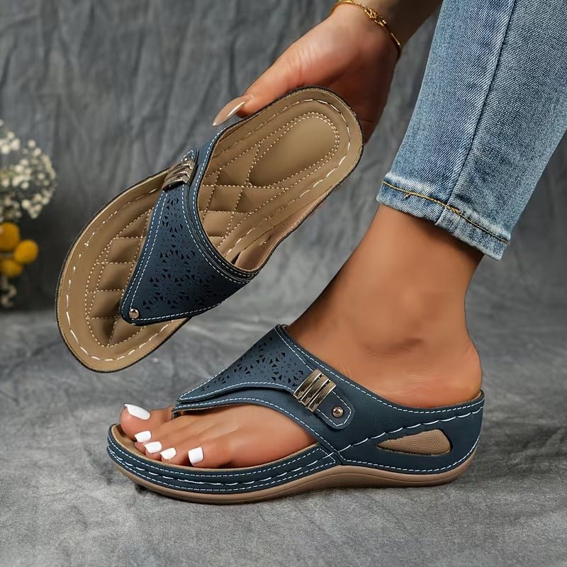 Sandales compensées confortables pour femmes, idéales été, marche quotidienne et confort.