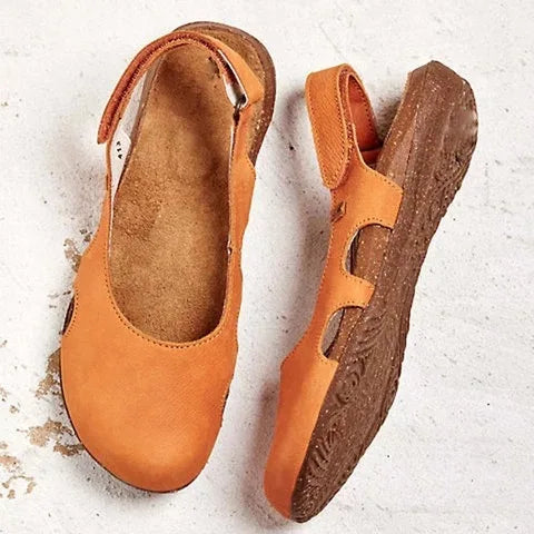 Sandales plates décontractées et élégantes pour femmes, parfaites pour l'été et le voyage avec un confort optimal.