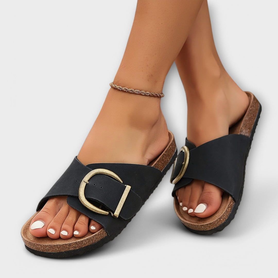 Sandales orthopédiques élégantes pour femmes, confort et soutien de la voûte plantaire. Idéales pour l'été.