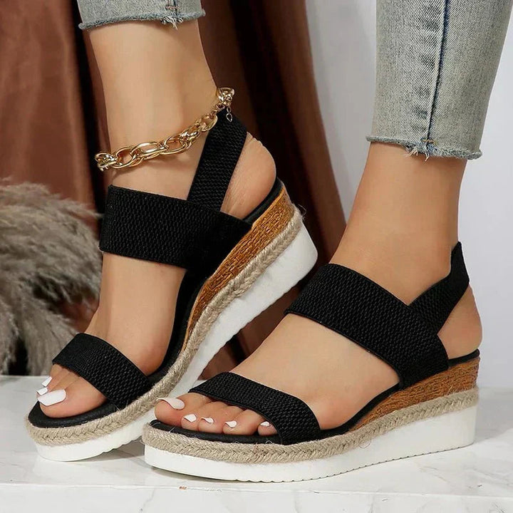 Sandales espadrilles femme confort, bout ouvert, plateforme, soutien plantaire, parfaites pour un été décontracté.