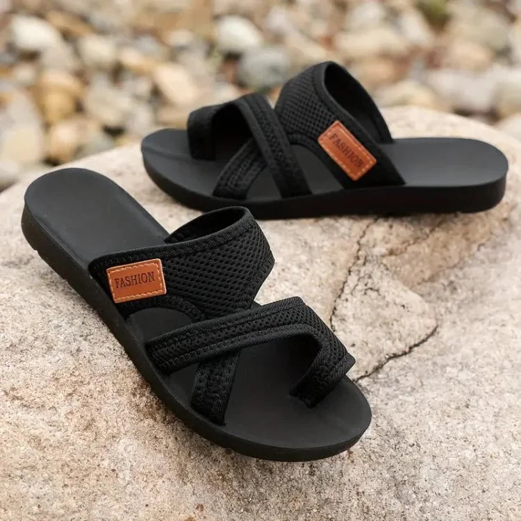 Chaussures orthopédiques pour femmes, confortables, favorisent la bonne posture et le bien-être général.