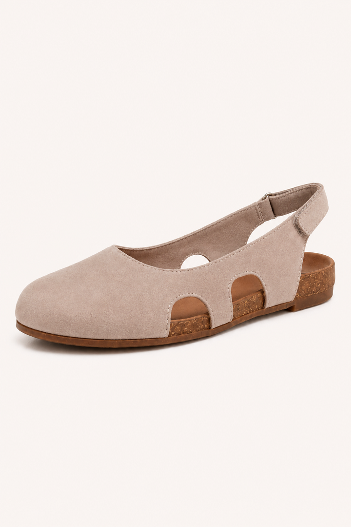 Sandales plates femme confortables à bout fermé, idéales pour l'été et le quotidien.