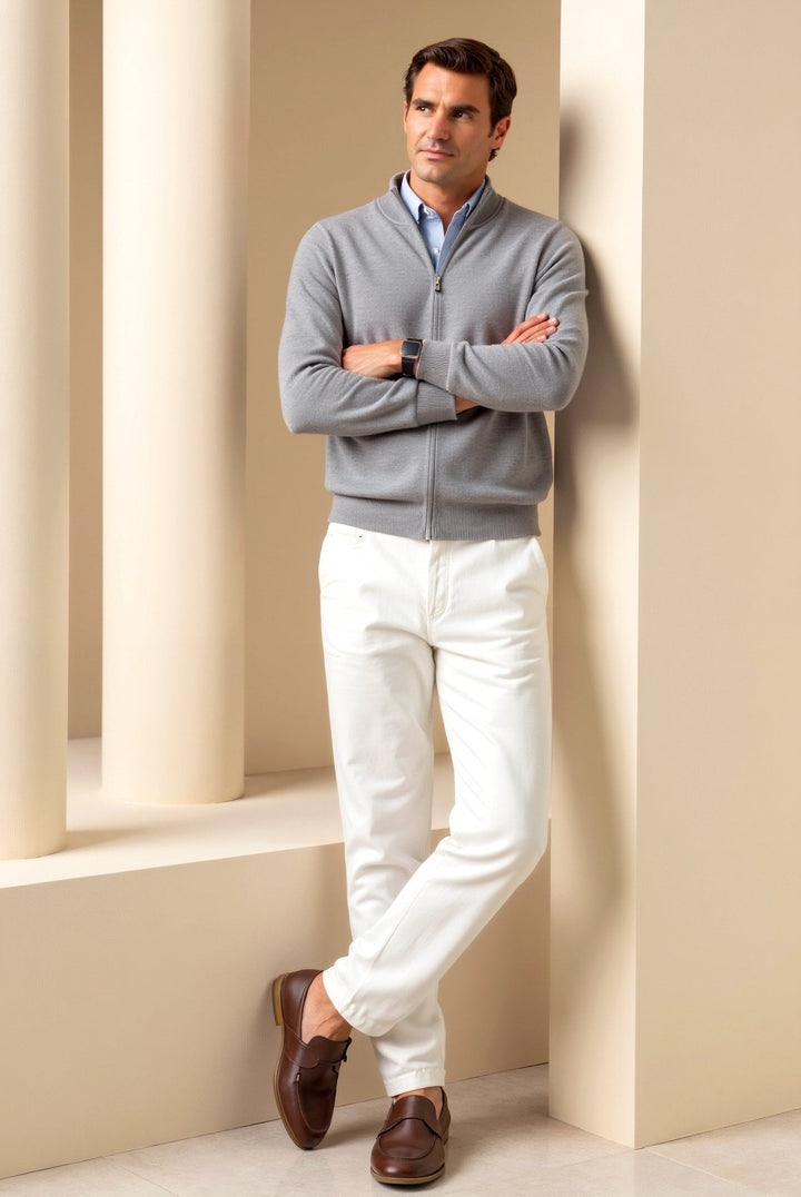 Cardigan homme zippé chic en maille fine, parfait comme veste mi-saison confortable et stylée.