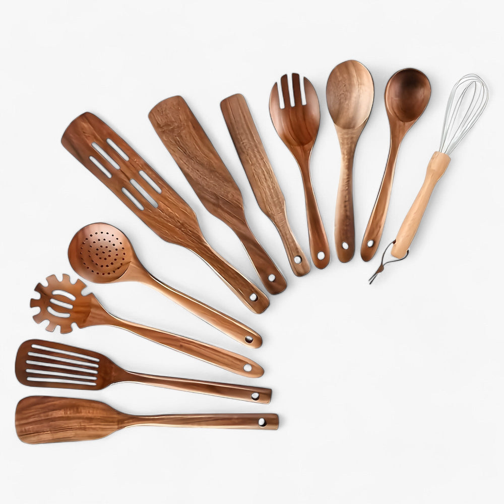 Ustensiles de cuisine en bois naturel durable. Kit écologique spatule et cuillère, parfait pour une cuisson saine.