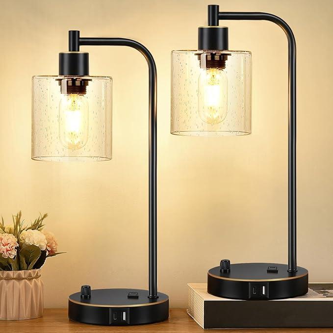 Lumière d'ambiance dimmable LED. Lampe de table industrielle avec USB-C, design épuré pour votre intérieur.