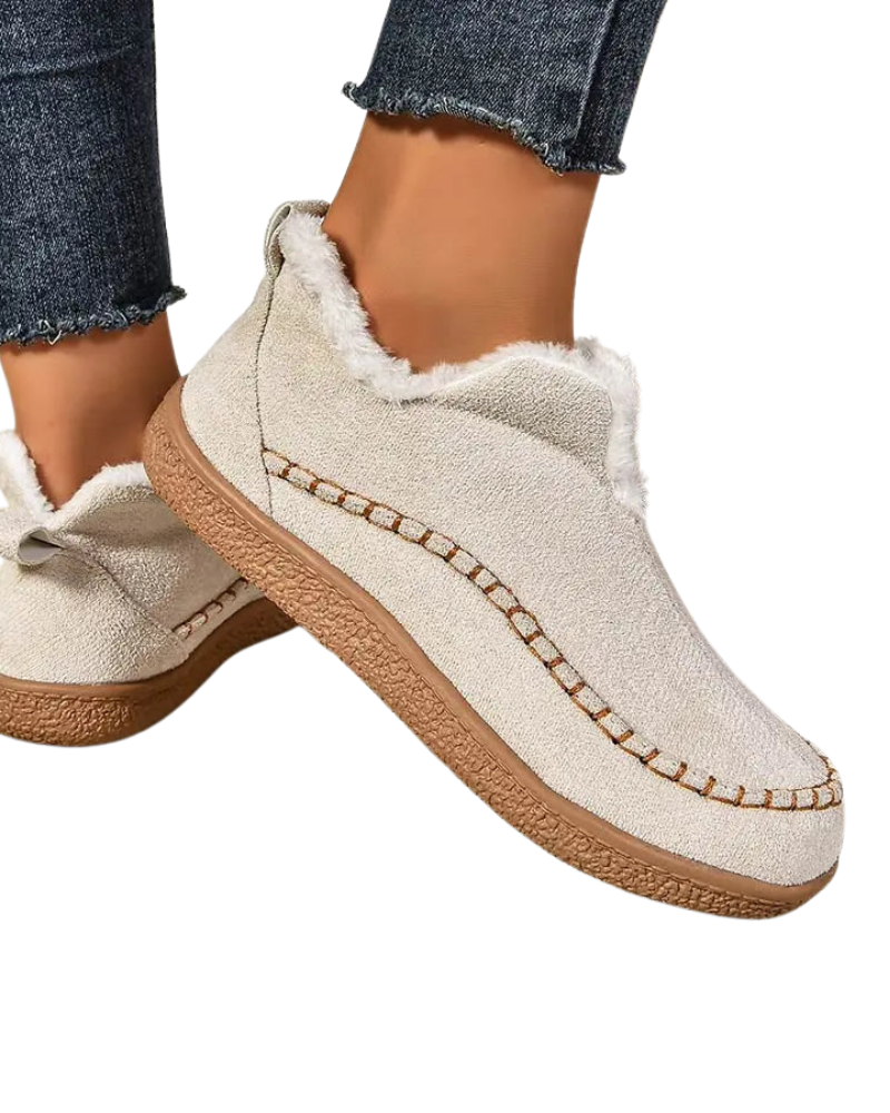 Bottes femme Gracie confortables avec doublure chaude et semelle antidérapante. Parfaites pour l'hiver.