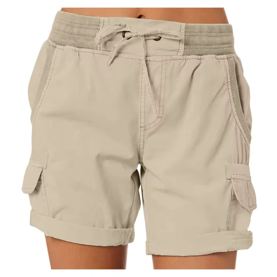 Short cargo décontracté femme, style plage et ville. Idéal pour un look estival confortable et tendance.