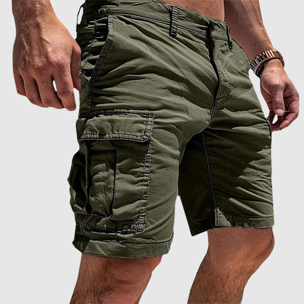 Short cargo homme vert décontracté, confortable, longueur genou avec multi-poches. Idéal pour l'été.