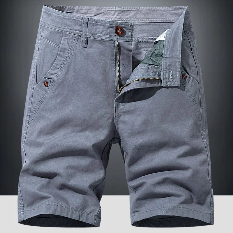 Short d'été homme décontracté et léger, idéal pour un confort optimal en vacances ou à la maison.