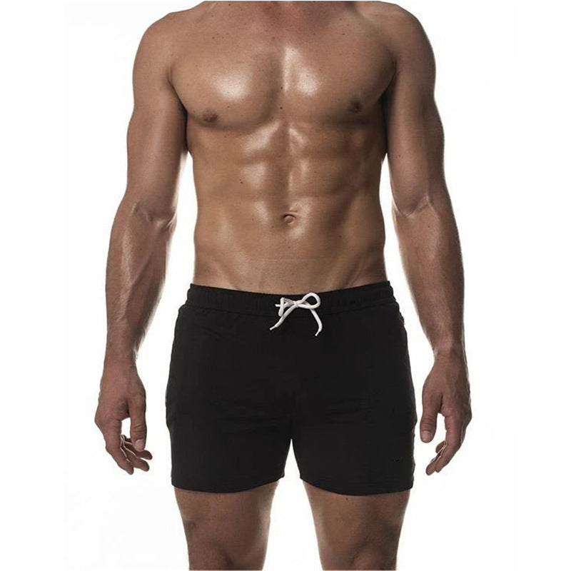 Maillot de bain sportif homme pour piscine et plage. Short de natation à séchage rapide offrant un confort optimal.