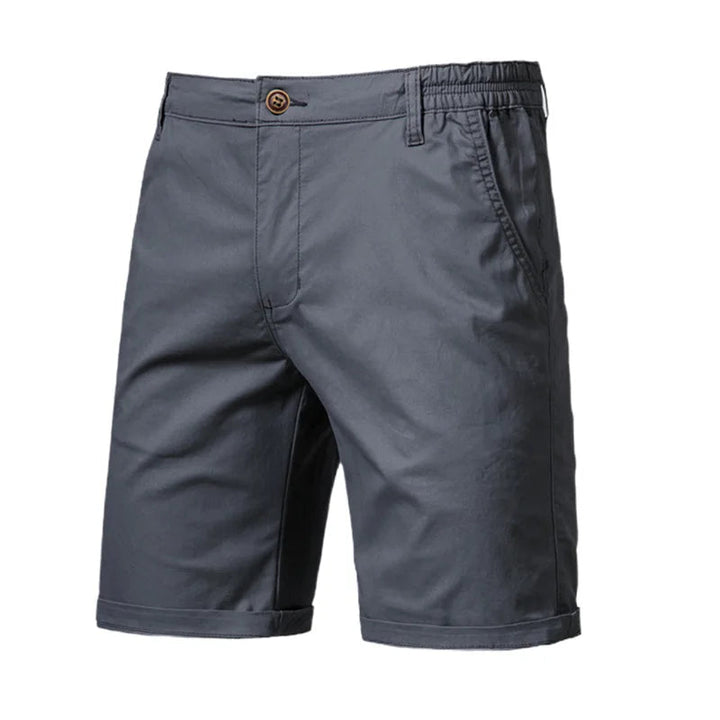 Short décontracté homme beige, chino coton, taille élastiquée pour un confort maximal. Idéal tenue casual.