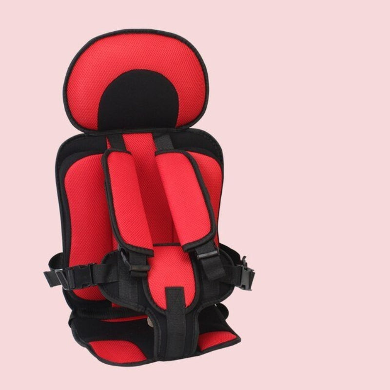Siège auto enfant avec protection latérale renforcée, garantissant une sécurité maximale en automobile.