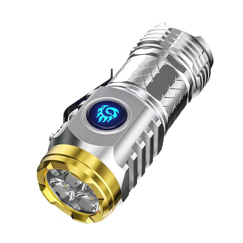 Lampe LED portable et puissante, rechargeable USB, essentielle pour l'extérieur.