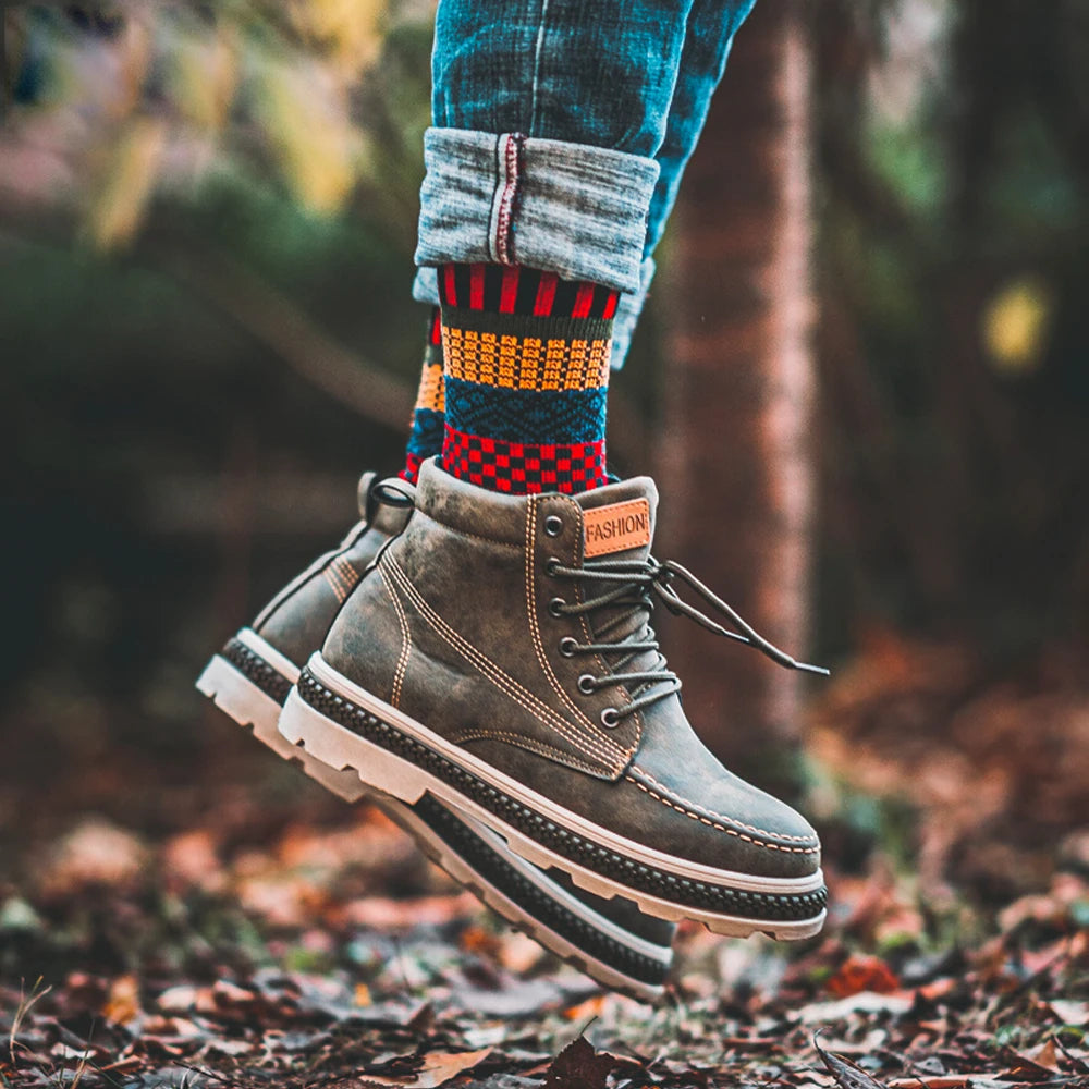 Chaussettes ultra-chaudes femme style scandinave. Douillettes et confortables, parfaites pour garder les pieds au chaud cet hiver.