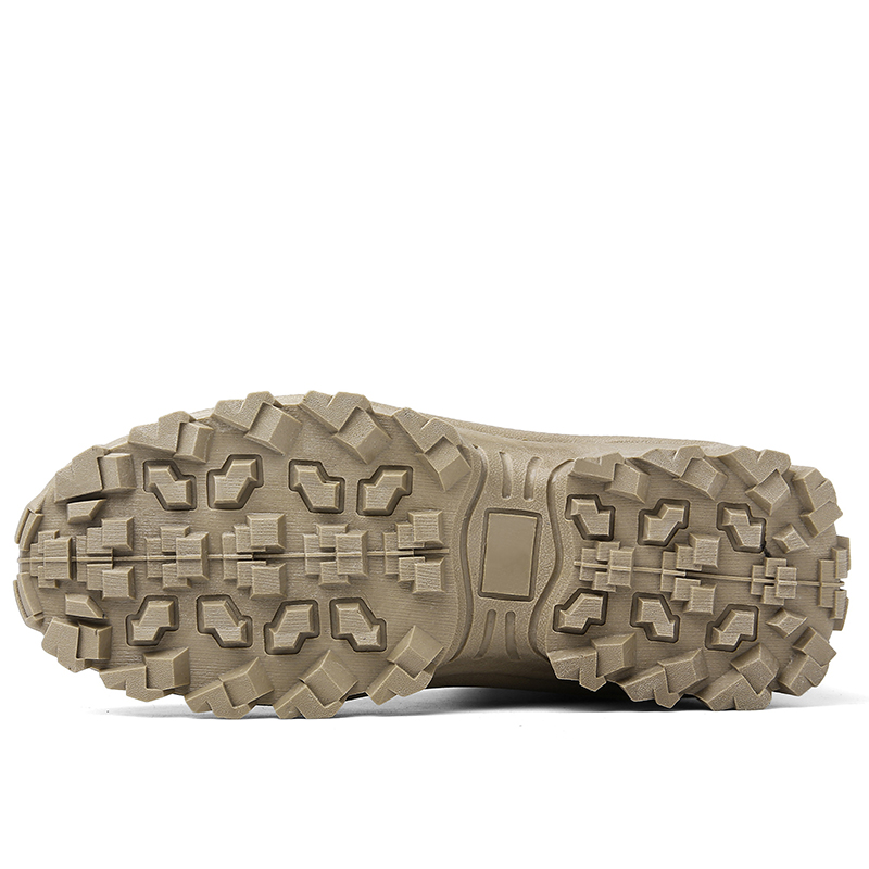 Chaussures tactiques pour hommes, résistantes aux intempéries, parfaites pour environnement exigeant.