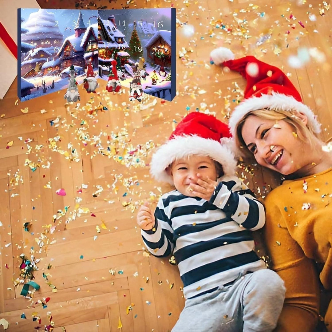 Magnifique Calendrier de l'Avent Noël, décoration festive avec des elfes souriants en peluche.