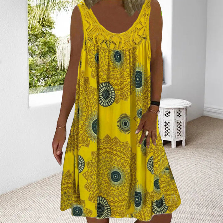 Robe d'été femme fluide, motifs colorés et élégante dentelle, coupe décontractée.