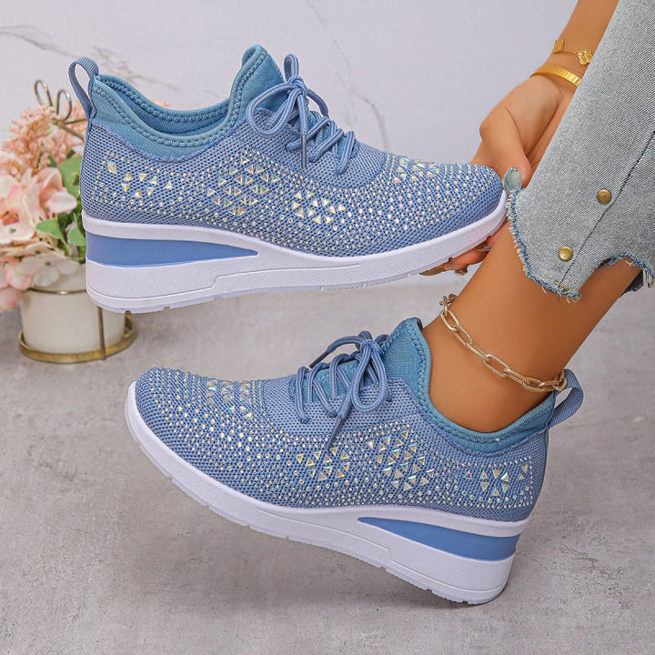 Chaussures femme à strass, orthopédiques, légères et très confortables pour un quotidien plein de style.