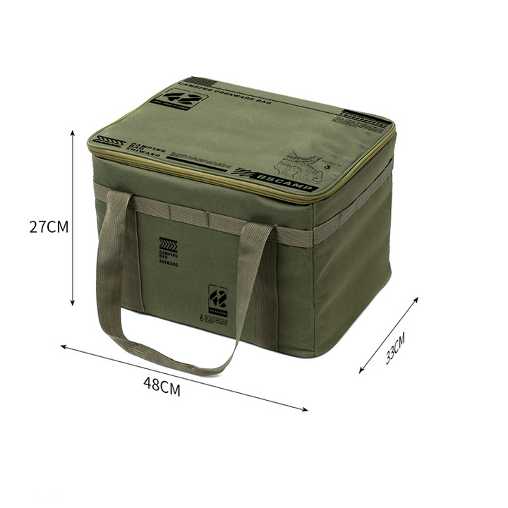 Détail du tissu robuste et imperméable de ce sac de randonnée, parfait pour le plein air.
