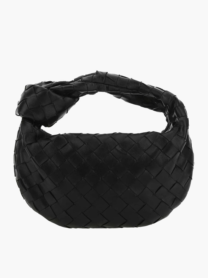 Sac femme tissé, petit et élégant. Accessoire de mode tendance et polyvalent.