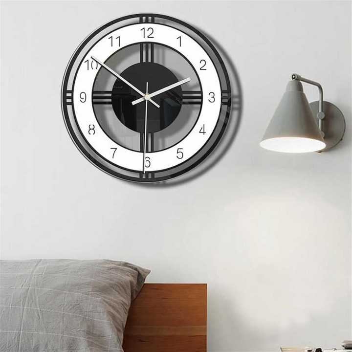 Élégante horloge murale moderne, grande taille, mécanisme silencieux pour décoration maison raffinée.