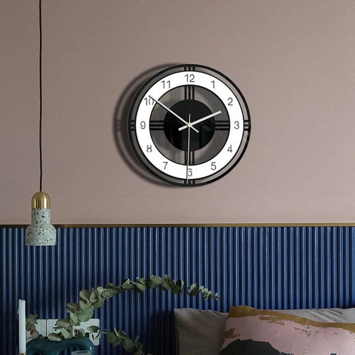 Horloge murale design minimaliste, grande et silencieuse, embellit salon, chambre ou bureau.