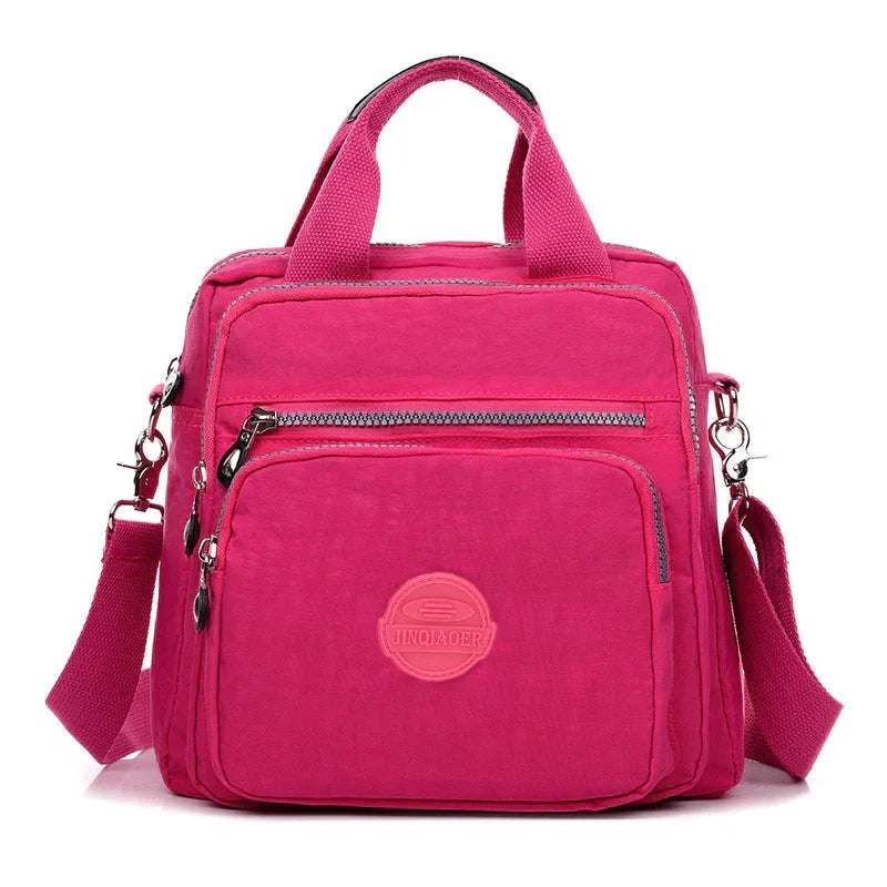 Sac à dos femme confortable et étanche, conçu pour un port agréable toute la journée.