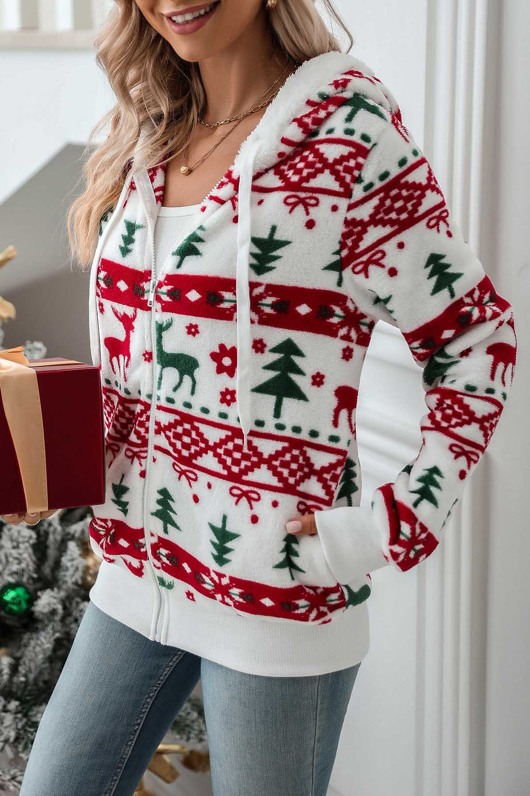 Sweat-shirt femme zippé, capuche, imprimé Noël joyeux. Chaleur et style décontracté pour l'hiver.