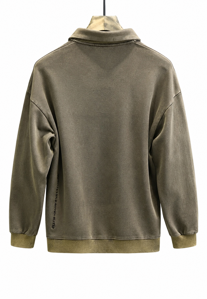 Top décontracté homme, polo manches longues, effet délavé, style casual chic, automne, confort maximal.