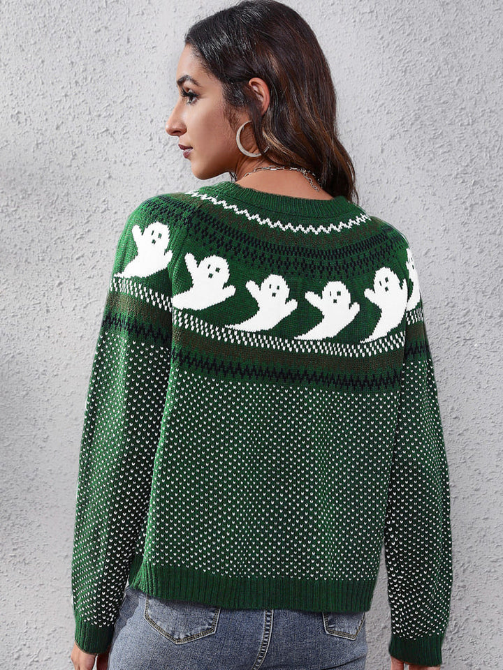 Femme en pull à motif fantôme rétro, manches longues, col rond, mode originale d'automne, esprit Halloween.