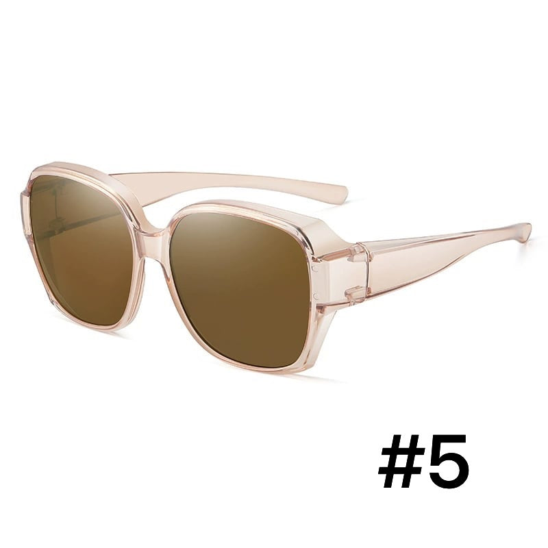Accessoire femme : sur-lunettes polarisées élégantes, protection solaire UV, réduisent les reflets gênants.