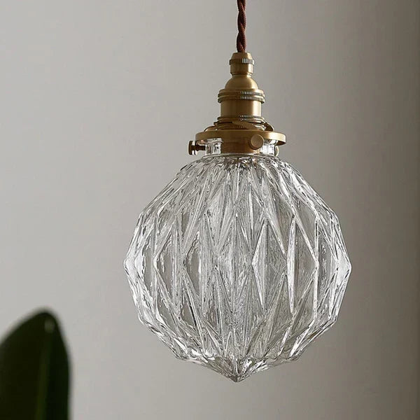 Suspension moderne en verre transparent de style industriel, idéale pour salon, cuisine ou salle à manger.