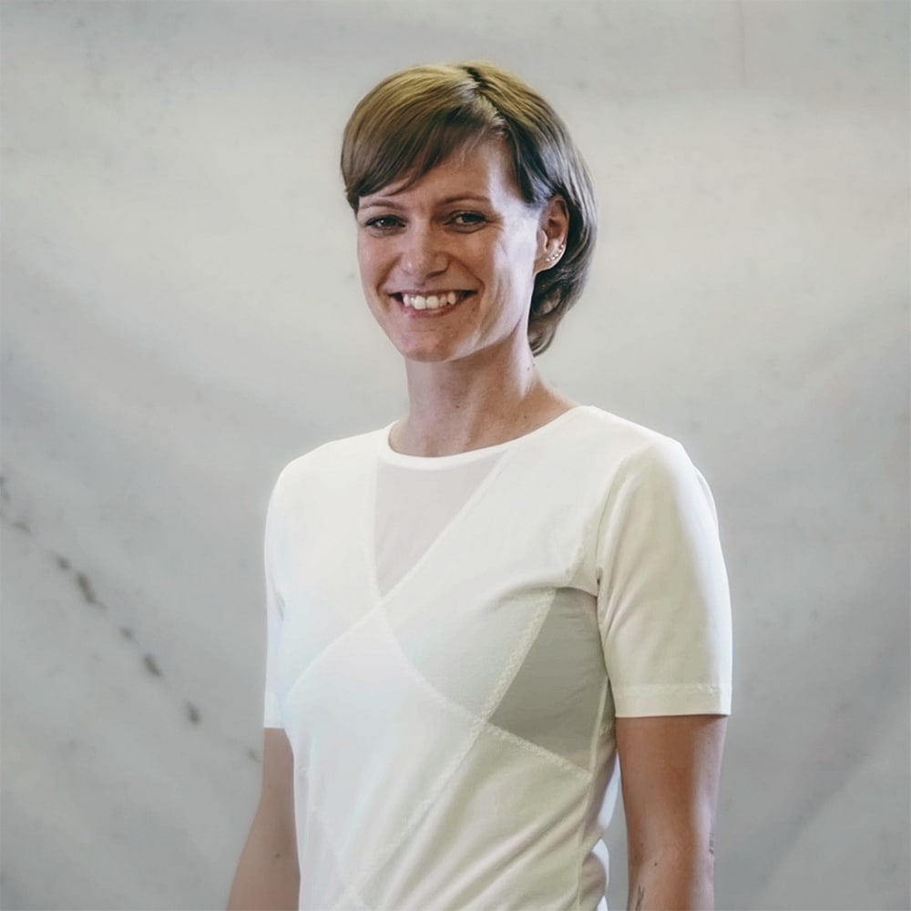 T-shirt correcteur de posture unisexe, soulageant le dos et offrant un soutien invisible pour homme et femme.