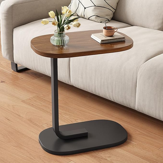 Table d'appoint pliante moderne en bois et métal, idéale pour salon ou chambre, design élégant et compact.