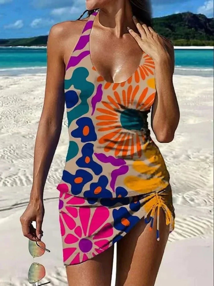 Haut de tankini imprimé géométrique femme et short de bain noir. Parfait pour la plage ou piscine.