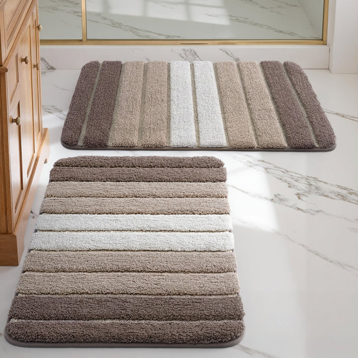 Tapis de bain lavable en machine, microfibre douce, ultra-absorbant et antidérapant pour une hygiène facile en salle de bain.