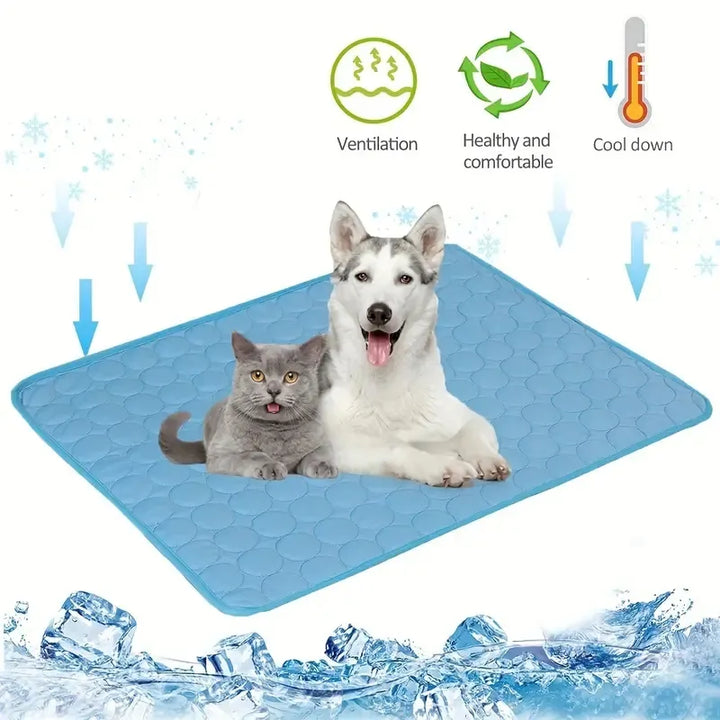 Tapis rafraîchissant pour petits et grands chiens, confort et fraîcheur anti-chaleur tout l'été.