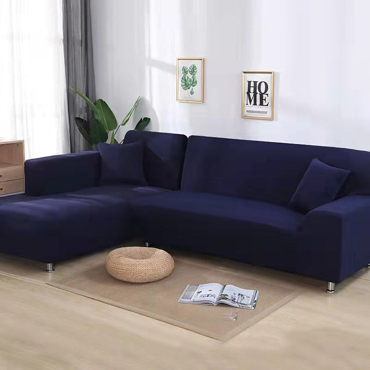 Housse canapé moderne et extensible pour un salon tendance. Protection et ameublement chic garanti.