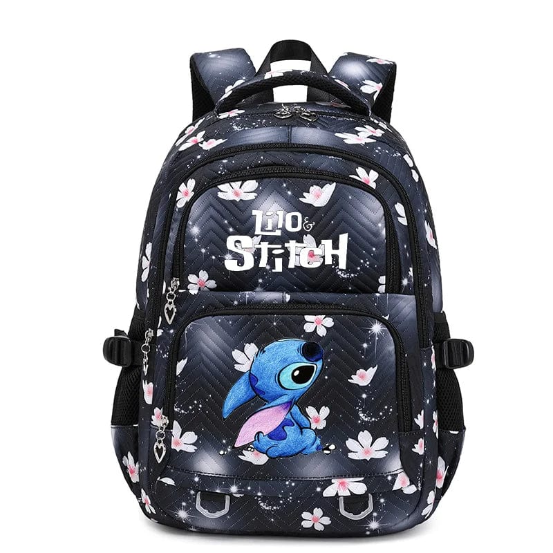 Cartable Stitch rempli de cahiers et crayons, parfaitement organisé pour la rentrée scolaire.
