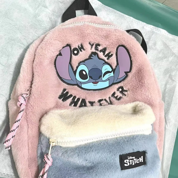 Sac à dos Stitch mignon en peluche, doux et confortable pour enfants à l'école ou en maternelle.