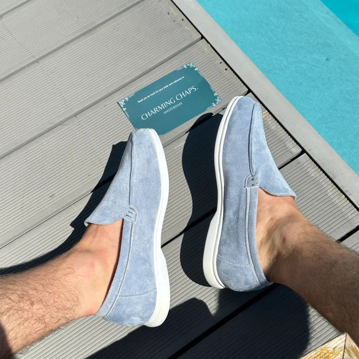 Mocassins homme marron clair, style intemporel et élégant, chaussures polyvalentes pour toute occasion.