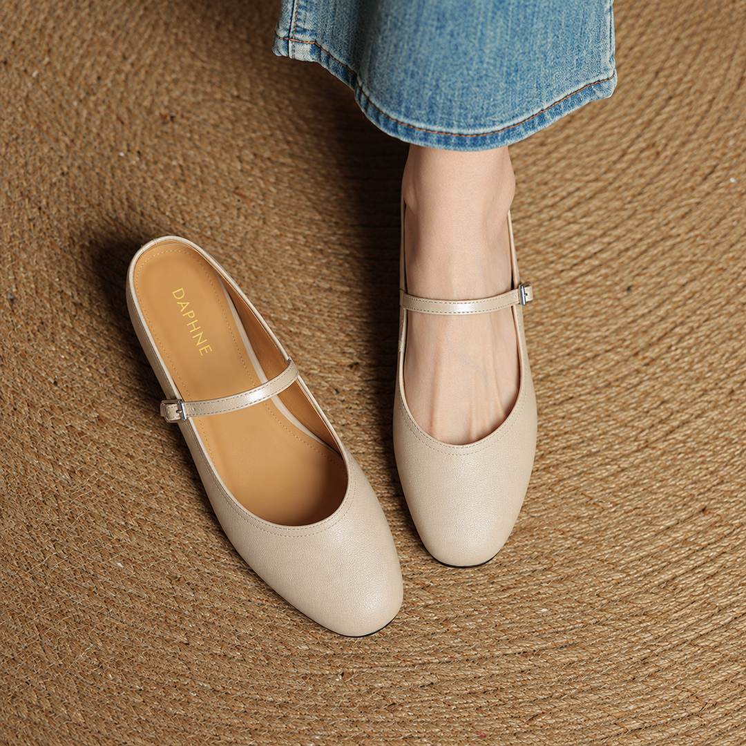 Mules noires élégantes pour femmes, style Mary Jane, bout pointu, parfaites pour occasions habillées.